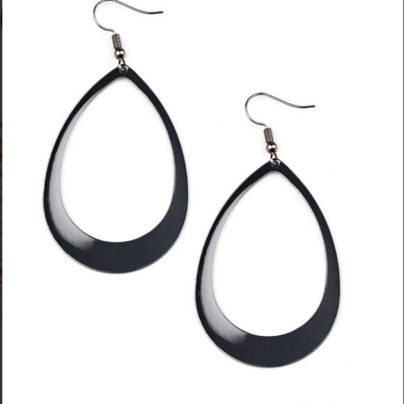 ​Fierce Fundamentals Earrings - Picture 2 of 2